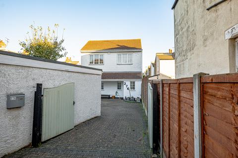 undefined, Hamlet Court Road, Westcliff-on-sea, SS0