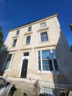 4 bedroom property to rent, 17 Arlington Villas, Bristol, BS8