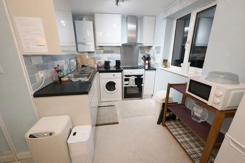 2 bedroom flat to rent, Hampton Park, Bristol, BS6