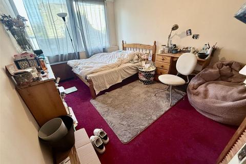undefined, High Kingsdown, Bristol, BS2