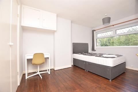 undefined, Trentham Close, Bristol, BS2