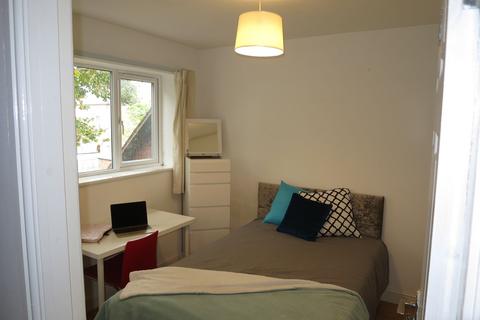 4 bedroom house to rent, Churchview Court, North Road, Nottingham NG2