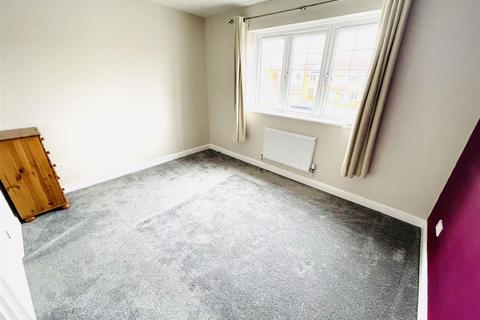 2 bedroom house to rent, Jacobs Meadow, Portishead, BS20