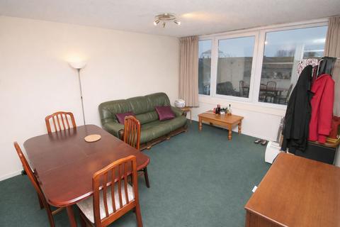 3 bedroom flat to rent, High Kingsdown, Bristol, BS2