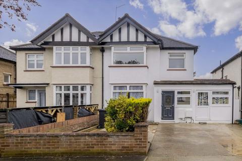 3 bedroom semi-detached house to rent, Ruston Avenue, Surbiton KT5