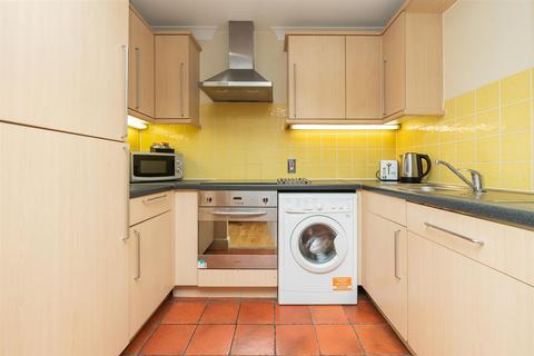 undefined, St. Thomas Street, Bristol, BS1