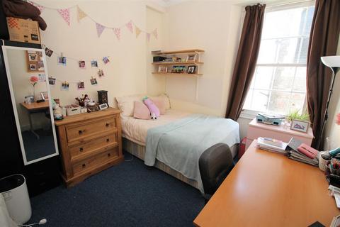 4 bedroom flat to rent, Arlington Villas, Clifton, BS8