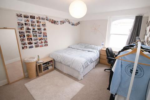 3 bedroom flat to rent, 34 Alma Vale Road, Bristol, BS8