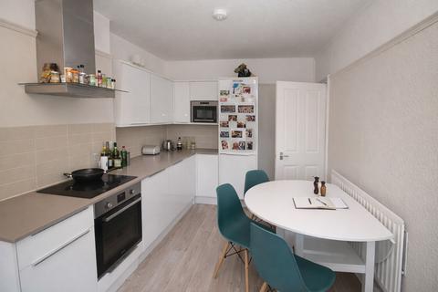 3 bedroom flat to rent, 34 Alma Vale Road, Bristol, BS8