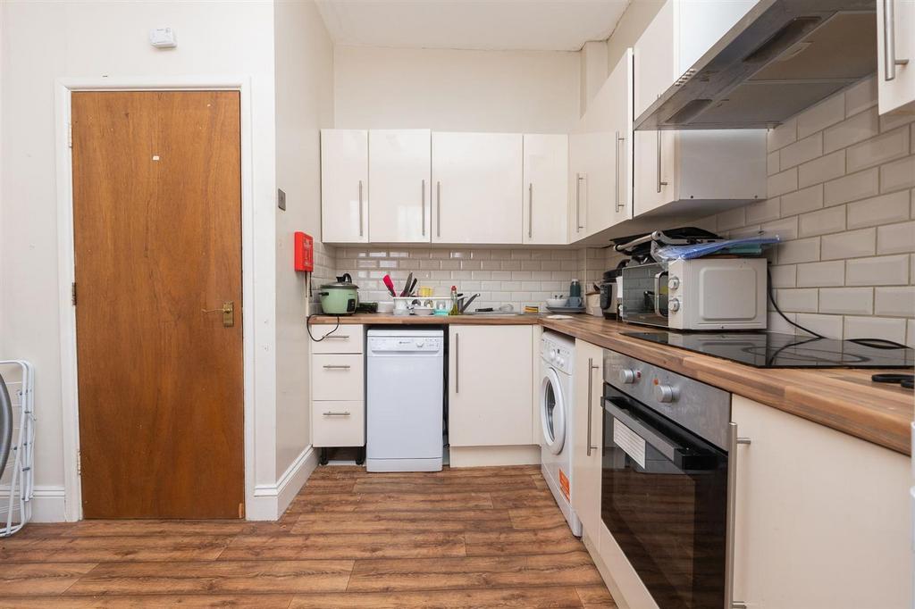 94-Cotham-Brow-BS6-6 AP-15.jpg