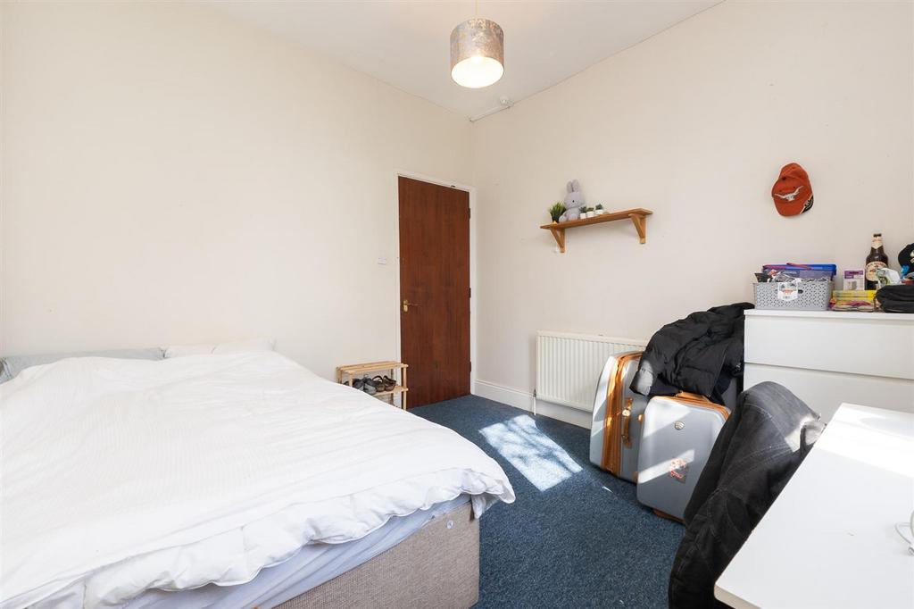 94-Cotham-Brow-BS6-6 AP-8.jpg