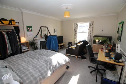 4 bedroom flat to rent, Arlington Villas, Clifton, BS8