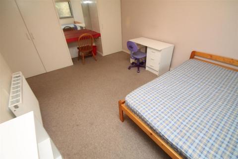 undefined, High Kingsdown, Bristol, BS2