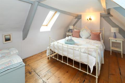 3 bedroom terraced house to rent, Bude Street, Appledore, EX39