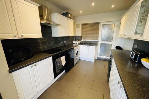 4 bedroom house to rent, Romney Avenue, Bristol, BS7
