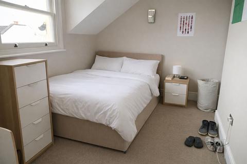 3 bedroom flat to rent, 14A Chandos Road, Bristol, BS6