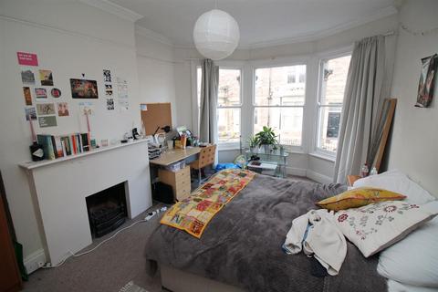 undefined, Manor Park, Bristol, BS6