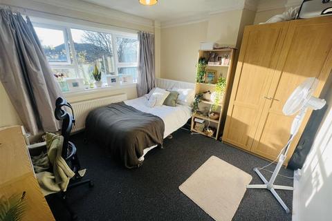 4 bedroom house to rent, Brockworth Crescent, Bristol, BS16