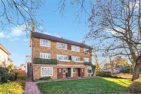 undefined, Fortis Green, London, N2