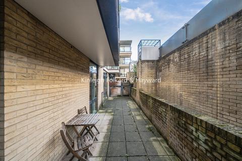 2 bedroom flat to rent, Lymington Road, London, NW6