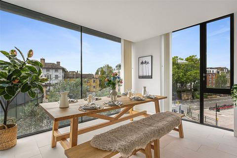 3 bedroom flat to rent, Oval Road, London, NW1