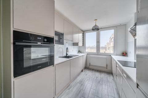 2 bedroom flat for sale, East Surrey Grove, London, SE15