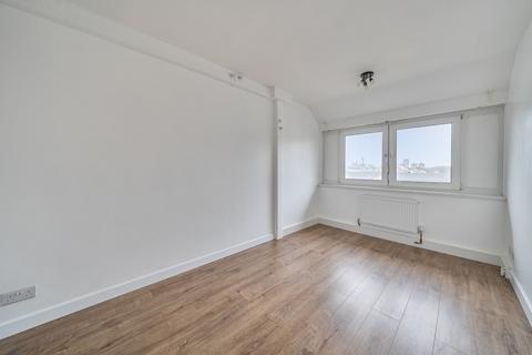 2 bedroom flat for sale, East Surrey Grove, London, SE15