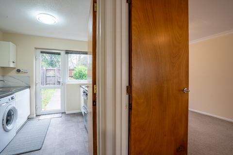 3 bedroom end of terrace house for sale, Orchard Road, Northfleet, Gravesend, Kent, DA11 8HU