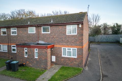 3 bedroom end of terrace house for sale, Orchard Road, Northfleet, Gravesend, Kent, DA11 8HU