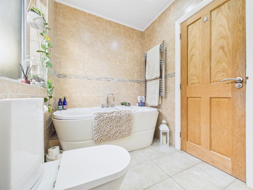 Bath 2.jpg