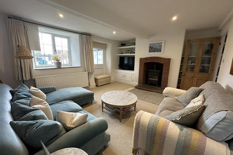 3 bedroom cottage to rent, Church Road, Exeter EX5