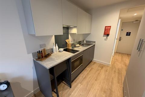 Studio to rent, St James Boulevard, Newcastle Upon Tyne NE4