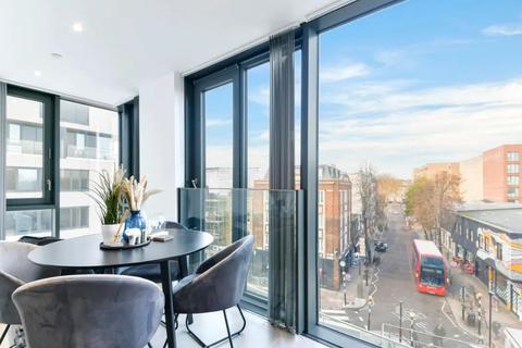 1 bedroom apartment to rent, City North East Tower, 3 City North Place, Finsbury Park, N4