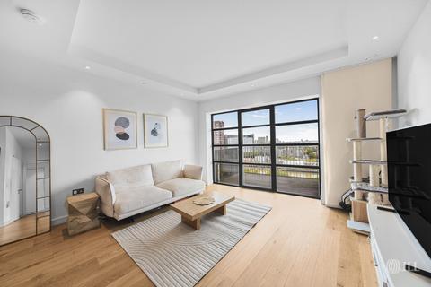 London City Island London E14