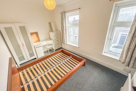 undefined, Birchwood Avenue, Pontypridd CF37