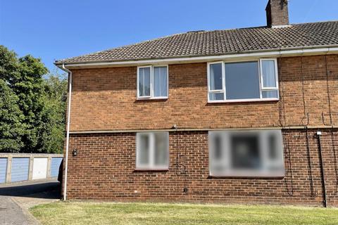 undefined, Market Close, Burgh Le Marsh