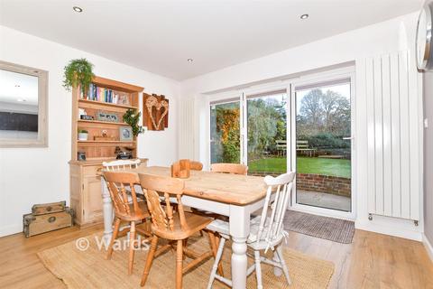 4 bedroom detached bungalow for sale, Chestnut Lane, Tonbridge TN12