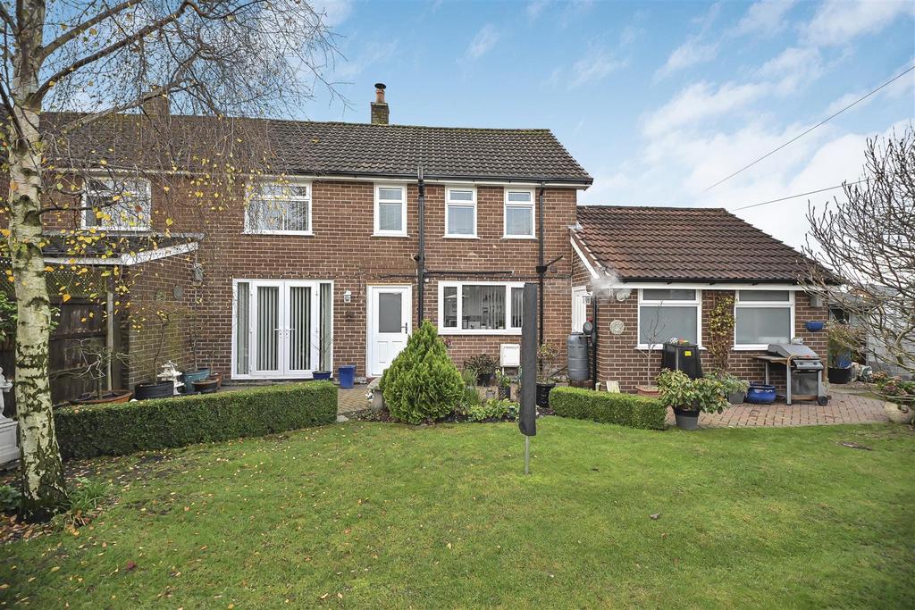 20 Lime Grove Rear of Property.jpg