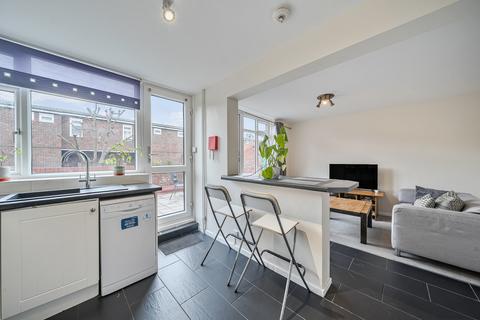 5 bedroom apartment for sale, Murfett Close, London, SW19