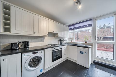 undefined, Murfett Close, London, SW19