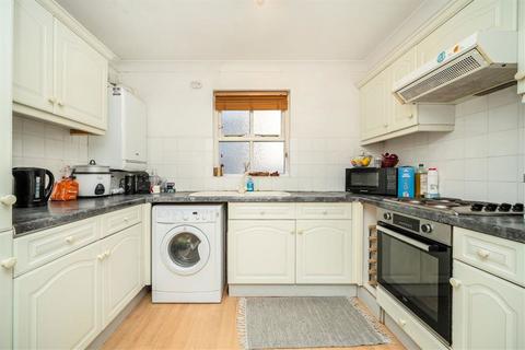 2 bedroom flat to rent, Haberdasher Street, London N1