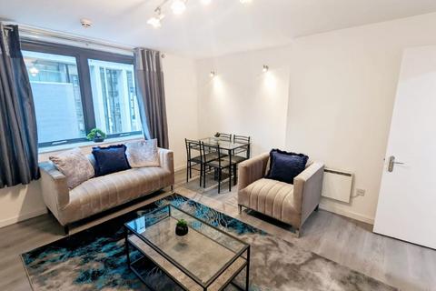 2 bedroom apartment to rent, Chapel Street, Salford, M3