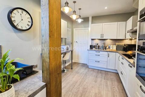 undefined, Glenwood Avenue, Westcliff On Sea