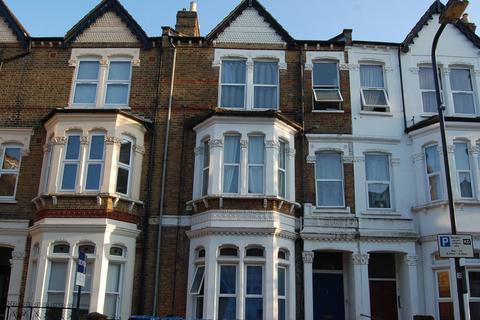 House share to rent, Burton Road, London NW6