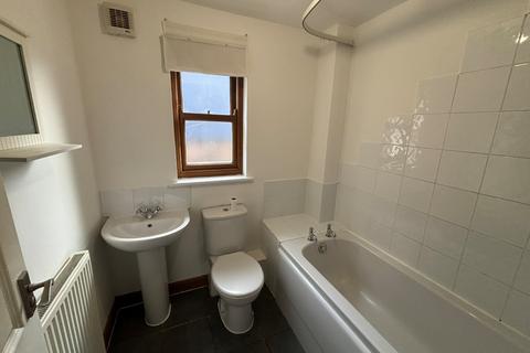 3 bedroom house to rent, Castlegate Mews, Thirsk, North Yorkshire, YO7