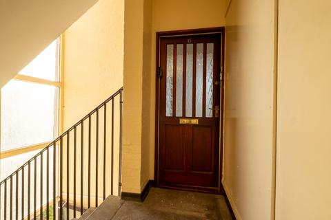 3 bedroom flat to rent, Southampton Place, Dundee DD4