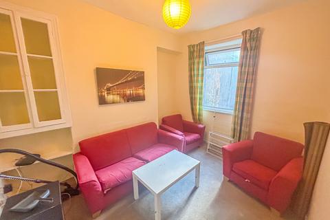 undefined, Stow Hill, Pontypridd CF37