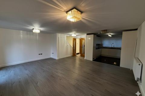 undefined, Woodside Grange Road, London, N12