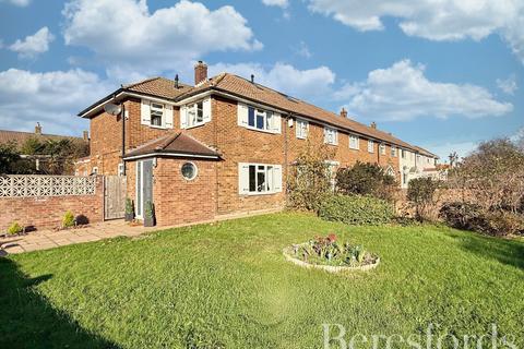 undefined, Mungo Park Road, Rainham, RM13