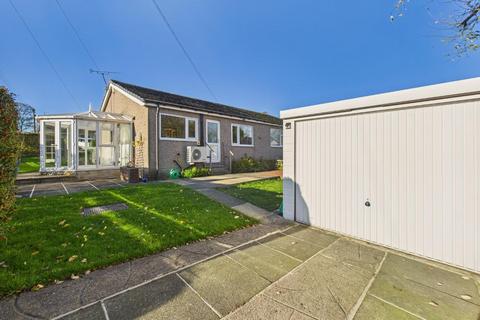 2 bedroom semi-detached bungalow to rent, Mowbray Close, Cullingworth, Bradford